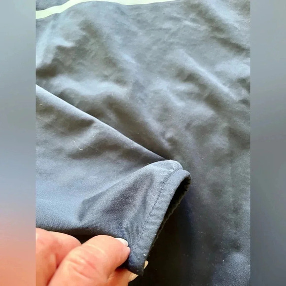 NIKE shield women’s zip up sporty jacket size small - blue - Picture 12 of 12